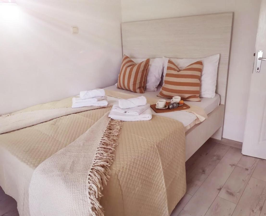 Duplex Lazaro